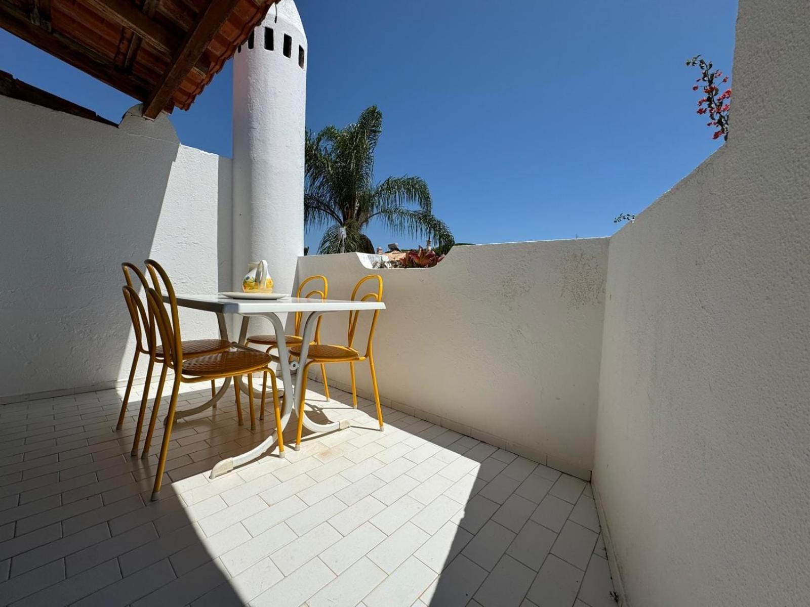Casa Flores Holiday home *